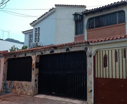 Se Vende Casa en La Esmeralda  LPC191
