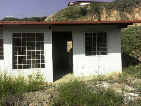 URGENTE VENDO CASA POR MOTIVOS DE VIAJE OFERTA