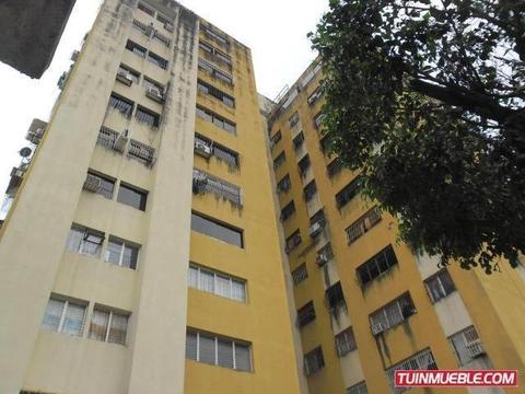 LYL 2000 VENDE APARTAMENTO PARQUE