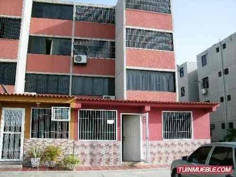 se vende apartamento en res Buenaventura paraparal