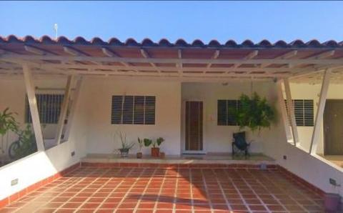 San Diego Lomas de la hacienda , espectacular Casa en venta. Documentación al Dia