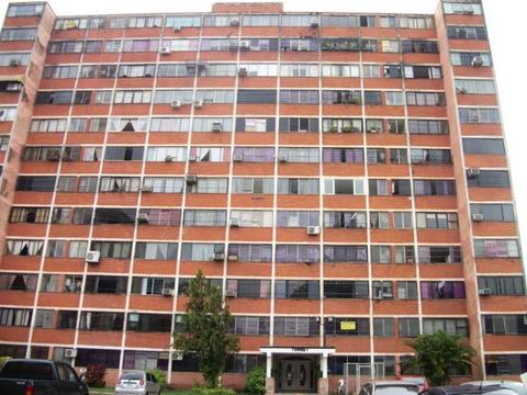 LYL 2000 VENDE APARTAMENTO EN