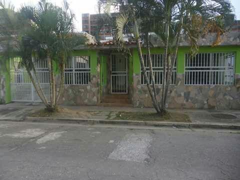 Se Vende Casa en Los Guayabitos TPC036
