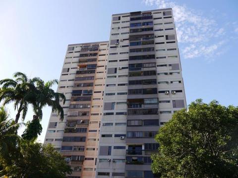 Bello Apartamento en Venta en Excelente Zona Este de Barquisimeto