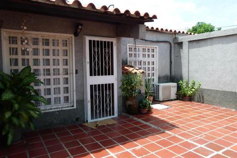 Casa en venta ubicada en Ciudad Jardin en Cagua. CodFlex 1711845