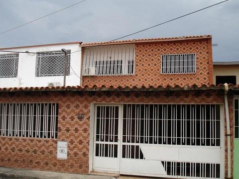 CASA EN VENTA EN , PARAPARAL