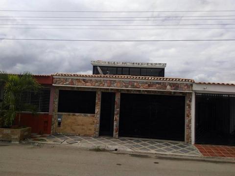 SE VENDE CASA EN BUENAVENTURA