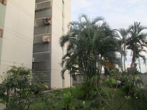 COD.: E2V71 Se Vende apartamento en Res. Don Bosco, Sector La Granja Naguanagua