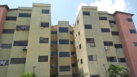 LTR VENDE GRANDIOSO APARTAMENTO EN PARAPARAL MLS 1712793