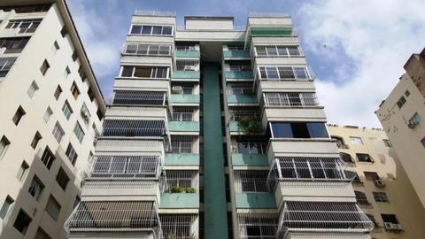 LTR VENDE GRANDIOSO APARTAMENTO EN PREBO MLS 178109