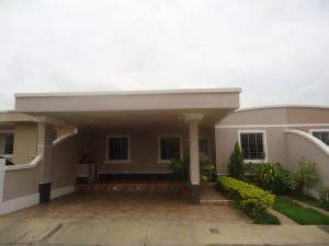 Casa En Venta En Barquisimeto Código FLEX: 1711930