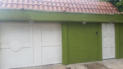 CASA EN VENTA EN URB LA PAZ