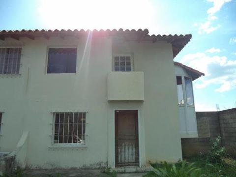 Vendo Espectacular y cómoda casa en Cadurare Cod.1712088