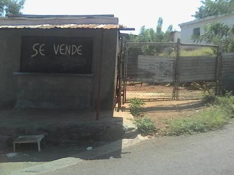 Vendo Local con Terreno en Sabaneta