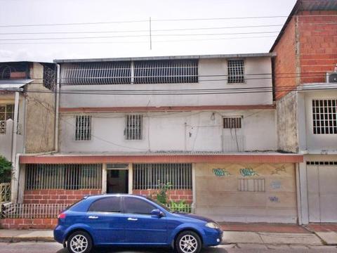 Se Vende Casa Tipo Duplex en La Victoria 1713816