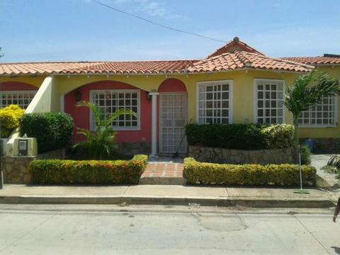 Se Vende Casa en Conjunto Privado