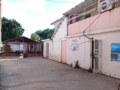 Local Posada Calle Buchivacoa