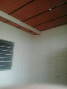 VENDO CASA 2 PLANTAS EN RICARDO URRIERA