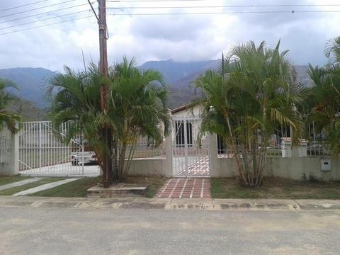 Sky Group Vende Casa en Villa de  La Cumaca