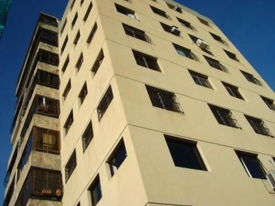 Apartamento en Venta Urb.Agua Blanca