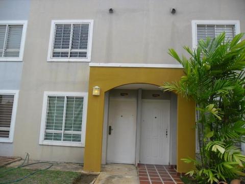 TOWNHOUSE EN VENTA MLS 17 14023 VILLAS CAMINOS LA LAGUNITA VIA LA CONCEPCION LUIS MALDONADO TELF 04246600242