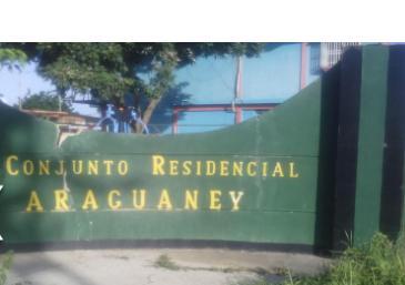 CASA DE ESQUINA, RESIDENCIAS ARAGUANEY FLOR AMARILLO