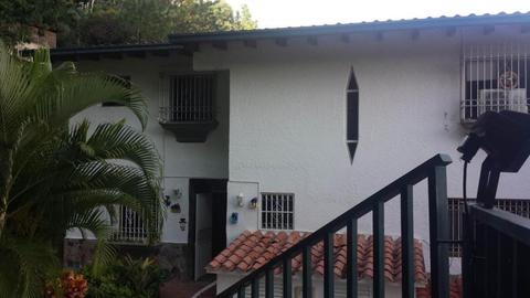 Casa en Venta en Lomas de Prados del Este, , VE RAH: 1619863