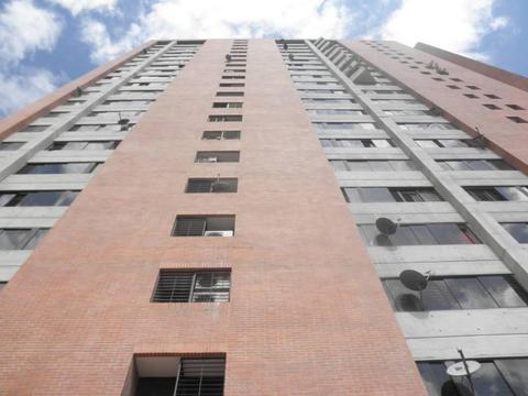 Alquilo Bonito Apartamento Ubicado en Plaza Venezuela