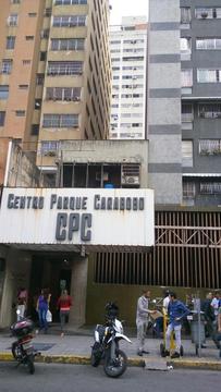 VENDO OFICINA CENTRO PARQUE CARABOBO, 84 mts 2