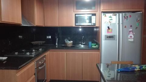 Se vende bello apartamento en Mañongo