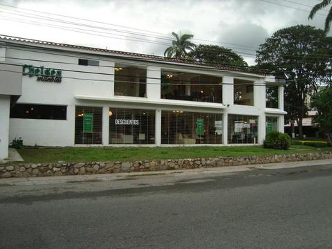 Espectacular Local Comercial en venta con excelente ubicación Comercial en pleno corazón del Viñedo