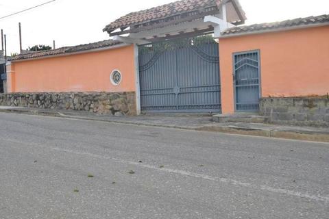 Casa Granja en Agua Viva