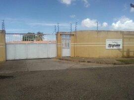 VENDO TONW HOUSE EN VILLA PIJIGUAO