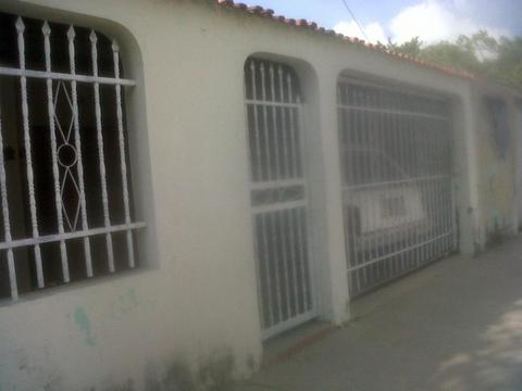 Casa en venta en Urb. Caña de Azucar Maracay