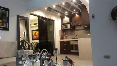 Hermoso town house Urb