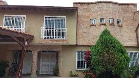 Extraordinario Town House en Altos del Rincón. LETH016