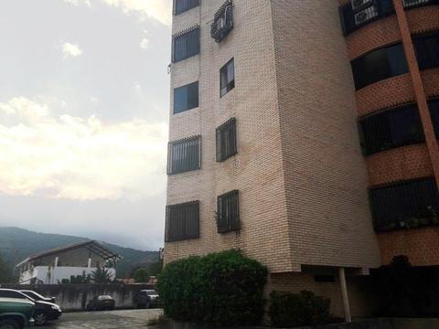 Hermoso Apartamento en Fonpres, . LEC045