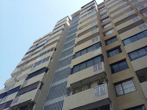 DE OPORTUNIDAD SE VENDE APARTAMENTO EN LA LAGO