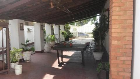 EDWIN ANDRADE VENDE CASA CON AMPLIO TERRENO EN DELICIAS CÓDIGO MLS 1711505