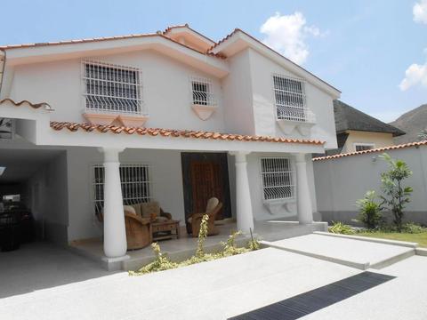 Casa en Venta en El Castaño Zona Privada, , VE RAH: 1710939
