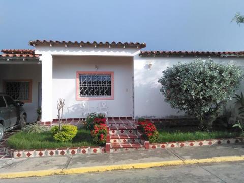 Casa en Venta en La Mora  wasi_609239 inmueblesbarquisimeto