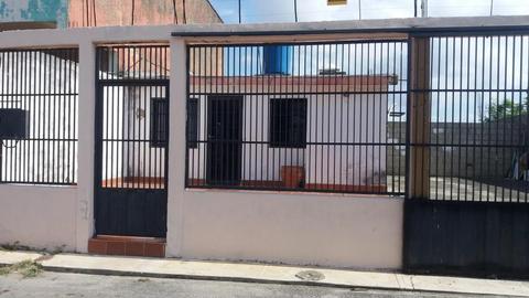 Casa en Venta en La Puerta  wasi_608861 inmueblesbarquisimeto