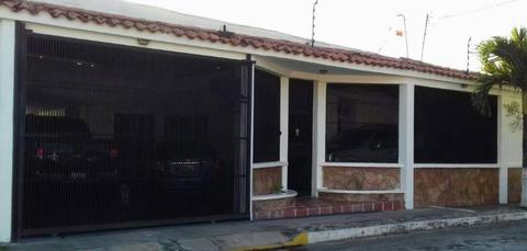 Casa en Venta en La Urb. Chucho Briceño  wasi_609182 inmueblesbarquisimeto