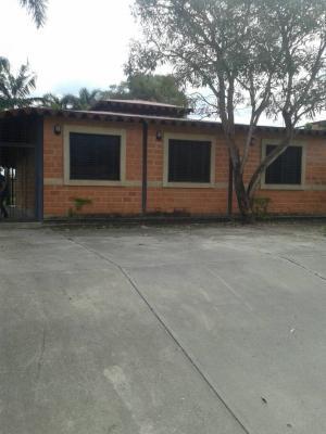 Vendo Acogedora Casa en Las Morochas LTR Cod 301301