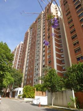 CONSOLITEX Vende Apartamento en Lomas De Los Mangos Prebo
