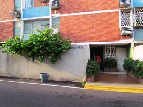 OPORTUNIDAD ESPECTACULAR Apartamento VENTA Res. El Parque Av. Delicias Norte MLS 1617178