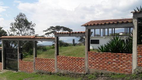 Se Vende Casa en La Curiacha Borota