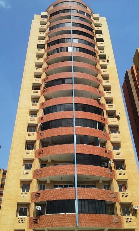 Se Vende Hermoso Apartamento Amoblado en las Chimeneas