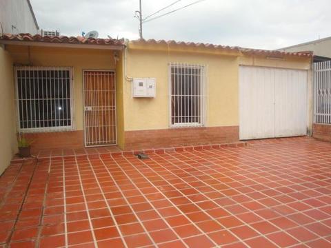 Casa en venta en La Mora  wasi_641894 inmueblesbarquisimeto
