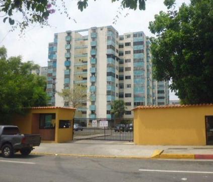 NEFTALI VENDE APARTAMENTO EL VIÑEDO